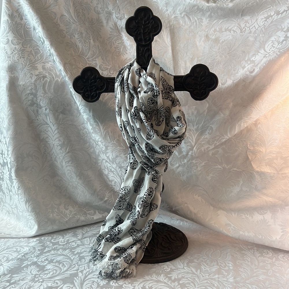 Rectangle Black & White Butterfly Scarf -100% Rayon